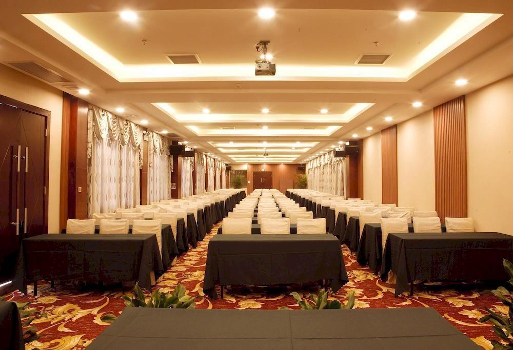 Guilin Golden Crown International Hotel Exterior foto