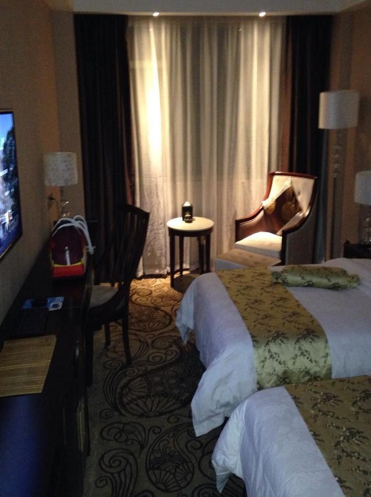 Guilin Golden Crown International Hotel Exterior foto