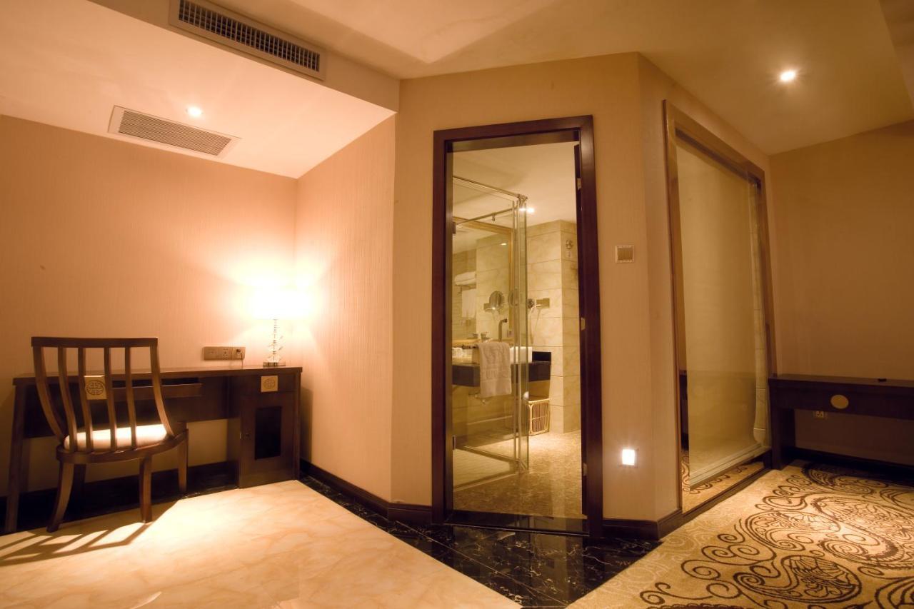 Guilin Golden Crown International Hotel Exterior foto